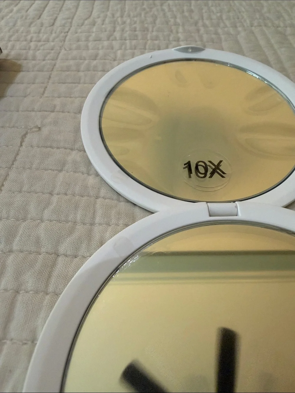 Rodan + Fields White Compact Travel Mirror
